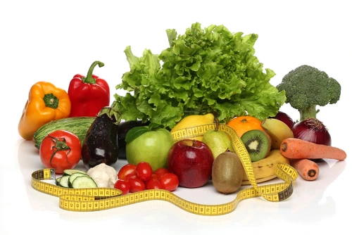 Čerstvá zelenina a ovoce s páskou pro nízkocholesterolovou dietu.