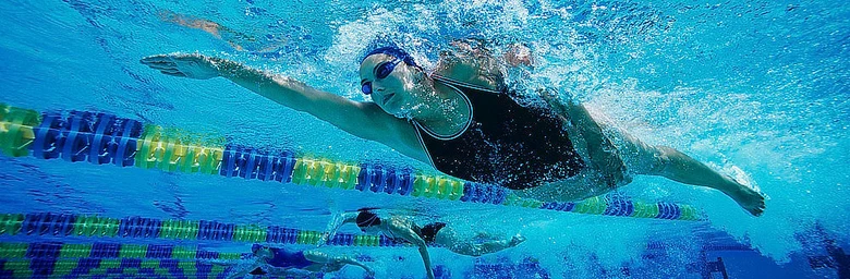 Swimmer underwater swimming stroke
